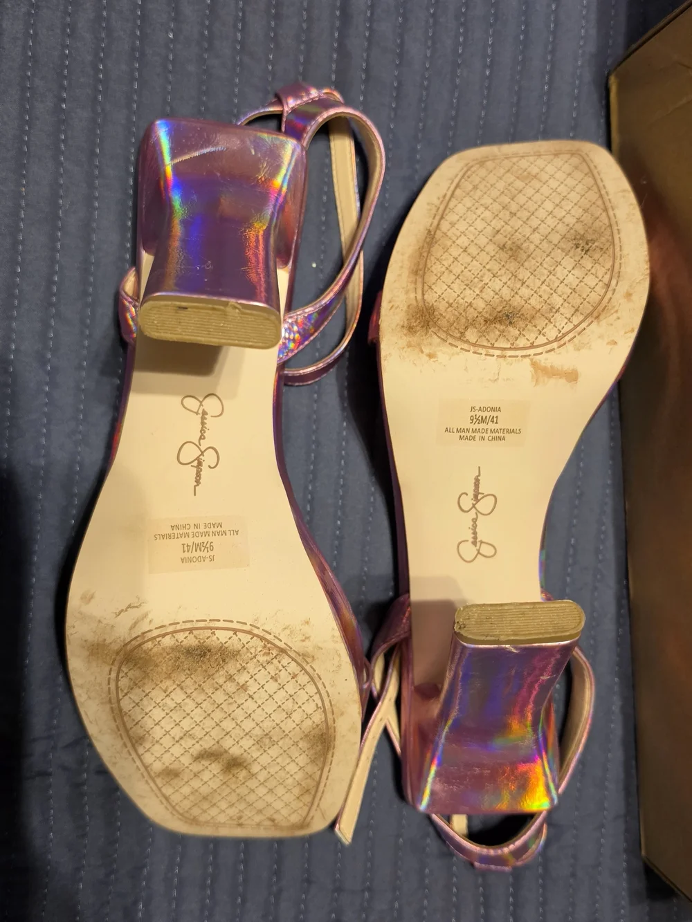 Jessica Simpson shimmering iridescent